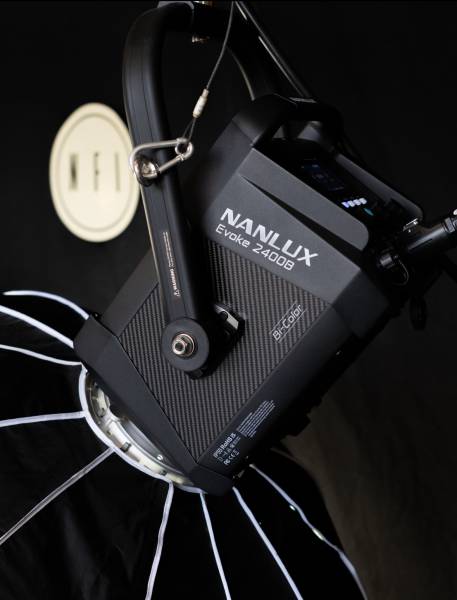 LOUER UN PROJECTEUR NANLUX EVOKE 2400B chez Nice Film Industry à Nice